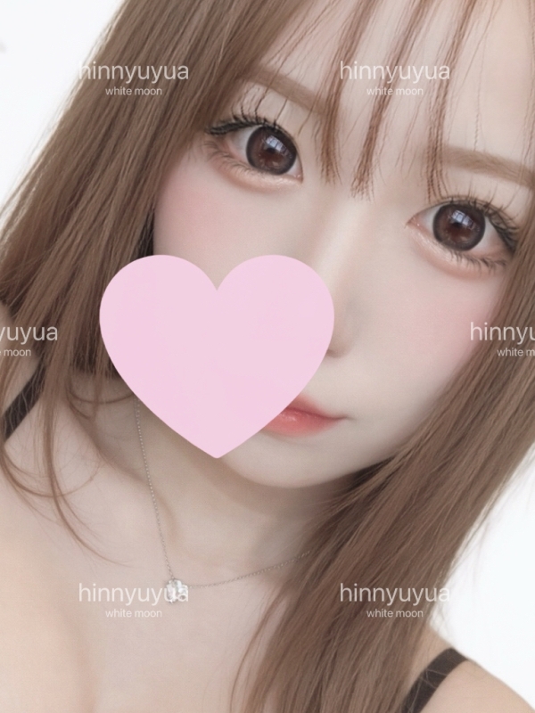 貧乳ゆあ