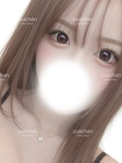 貧乳ゆあ